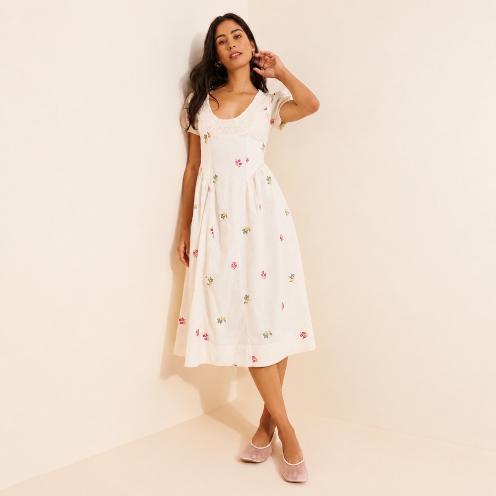 Free People Maisie Ivory Floral Embroidered Seersucker Midi Dress Smocked Back S